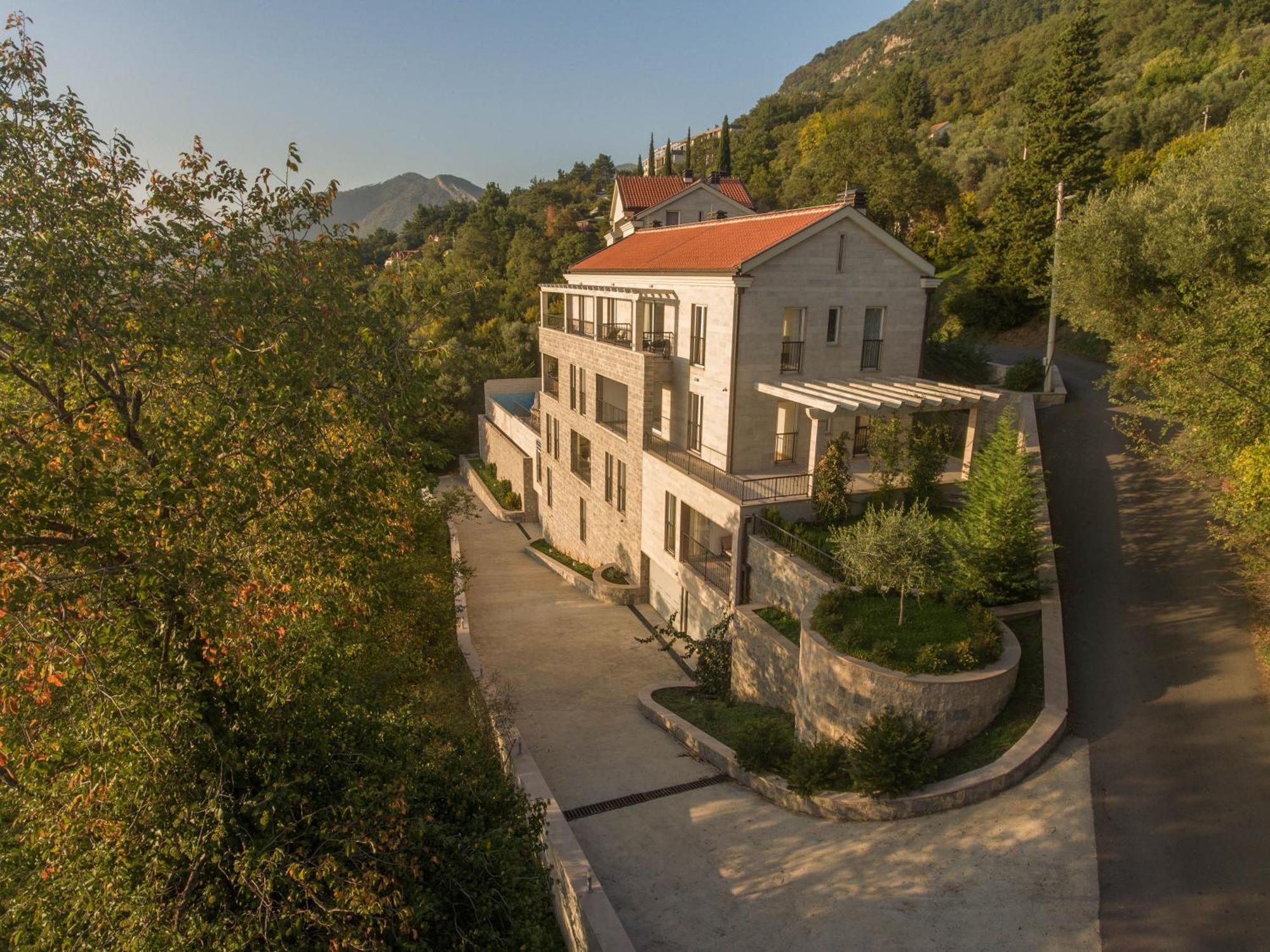 Panorama Bay Luxury Apartments Kotor Exterior photo